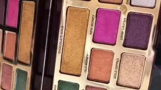 Too Faced: Από αληθινό χρυσάφι η νέα παλέττα Chocolate Bar!