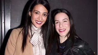 Θέατρο Αλκμήνη | Ποιους celebrities είδαμε στην πρεμιέρα "Το μπουφάν της Χάρλευ";