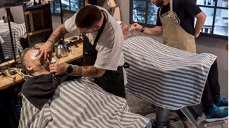 H IKEA έφερε το παγκόσμιο κίνημα Movember στο κατάστημά της και άφησε... μουστάκι για καλό σκοπό!