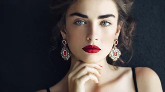 Μάθε ποιο είναι το ιδανικό κόκκινο κραγιόν για εσένα και πώς θα το φορέσεις