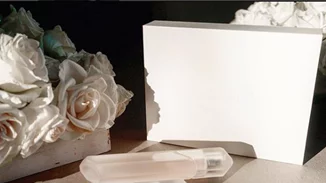 H Kim Kardashian λανσάρει ένα ακόμα άρωμα, αλλά αυτό είναι το πιο ιδιαίτερο!