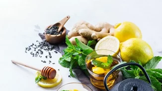 Αφεψήματα από βότανα: Η #1 συνήθεια κατά της γήρανσης του δέρματος