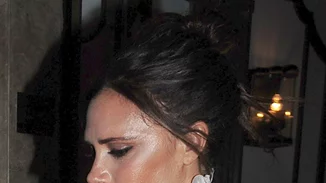 Victoria Beckham: Με βραδινό outfit που κανείς δεν περίμενε