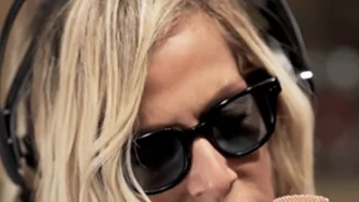 Άννα Βίσση: Αυτό είναι το νέο της τραγούδι που προκάλεσε αντιδράσεις στον αέρα της Μενεγάκη!