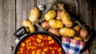 Τρεις εύκολες συνταγές σούπας με βάση την πατάτα