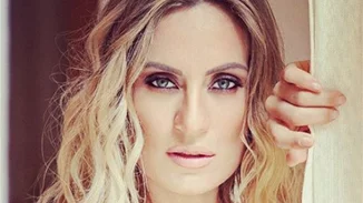 Ελεονώρα Μελέτη | Στο θέατρο μαζί με τον Θοδωρή Μαροσούλη