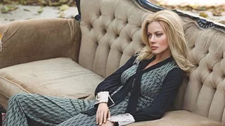 Ζέτα Μακρυπούλια | Ποζάρει πιο sexy από ποτέ