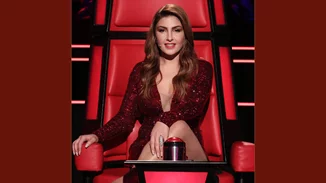 Έλενα Παπαρίζου | Το festive look της στον τελικό του "The Voice"