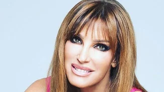 Βίκυ Χατζηβασιλείου | Στηρίζει τα παιδιά της Μάνδρας για τα Χριστούγεννα