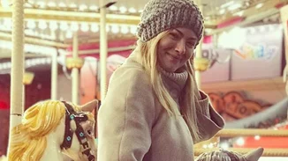 Δέσποινα Καμπούρη | Χριστουγεννιάτικη βόλτα μαζί με τον Βαγγέλη Ταρασιάδη και τα παιδιά