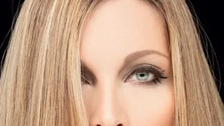 Μαριέττα Χρουσαλά | Στην παραλία λίγο πριν γεννήσει!