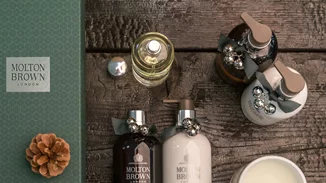 Υποδέξου τα Χριστούγεννα με τις πιο μαγικές μυρωδιές απευθείας από το Λονδίνο!