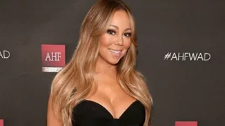 Mariah Carey | Πόσα χρήματα βγάζει από το “All I Want For Christmas Is You”;