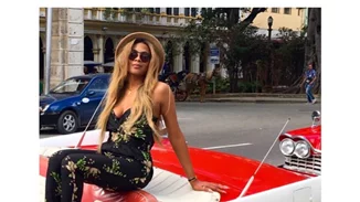 Κι όμως, αυτή δεν είναι η Beyonce αλλά η... σωσίας της!