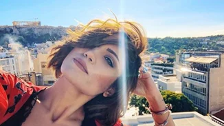 Μαίρη Συνατσάκη | Οι ευχές στην αδερφή της για τα κοινά τους γενέθλια