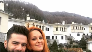 Θοδωρής Μαραντίνης – Σίσσυ Χρηστίδου | Χριστουγεννιάτικη, ρομαντική απόδραση!