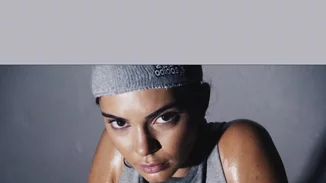 Kendall Jenner, Emily Ratajkowski | Σέξι και sporty στο ημερολόγιο του "Love magazine"