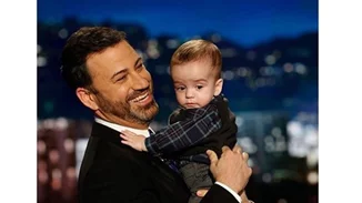 Jimmy Kimmel |Εμφανίστηκε με τον γιο του στο πλατό