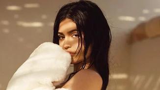 Kylie Jenner | Εμφανίστηκε στο χριστουγεννιάτικο party της Kris Jenner!