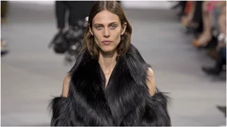 Michael Kors και Jimmy Choo θα καταργήσουν την (αληθινή) γούνα από τις επόμενες συλλογές τους