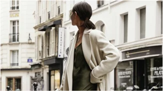 5 κλασσικά κομμάτια που κάνουν κάθε look να δείχνει πολύ πιο ακριβό