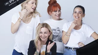 Η Ρούλα Ρέβη φωτογραφίζει καθημερινές γυναίκες για την καμπάνια «Color your Moments»