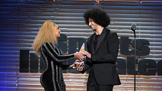 Beyonce | Η εμφάνισή της στο Sportsperson of the Year Show