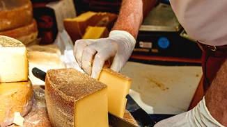 Το τυρί τελικά είναι πολύ ευεργετικό για την υγεία και το λέει αυτό η επιστήμη