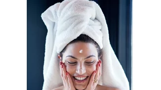 4 tips για να λούζεις τα μαλλιά σου πιο σωστά