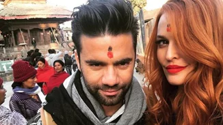 Σίσσυ Χρηστίδου | Ποζάρει στα Ιμαλάια με τον Θοδωρή Μαραντίνη!