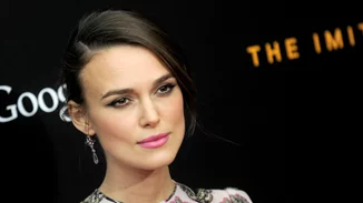 H Keira Knightley με τα πιο όμορφα κυματιστά μαλλιά | Πώς έκανε το χτένισμα;