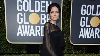 Angelina Jolie - Jennifer Aniston | H αμήχανη συνάντηση στις Χρυσές Σφαίρες