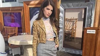 Anna Kendrick | Την μπέρδεψαν με την Anna Kournikova & είχε την καλύτερη αντίδραση!