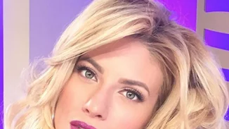 Ευαγγελία Αραβανή | Πρωινή γυμναστική για την παρουσιάστρια