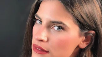 Χριστίνα Μπόμπα | Στέλνει την δική της "καληνύχτα" με το πιο όμορφο χαμόγελο