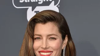 Η Jessica Biel έγινε ξανθιά: Η νέα απόχρωση που μόλις δημιουργήθηκε και το σχόλιο του Justin Timberlake