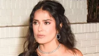 Salma Hayek | Λαμπερή εμφάνιση με κοσμήματα Έλληνα σχεδιαστή!