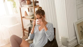 Έτσι θα υιοθετήσεις το hygge trend στο homewear!