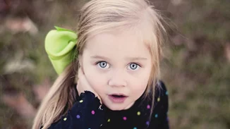 Γιατί το παιδί μου βρέχει το κρεβάτι του, ενώ είναι αρκετά μεγάλο;