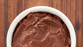 Συνταγή για αυθεντική μους σοκολάτας των 15 λεπτών με μπισκότα πτι-μπερ