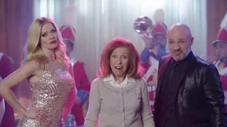 Sunday Live | Το εντυπωσιακό trailer με τη Ζέτα Μακρυπούλια και τον Νίκο Μουτσινά!