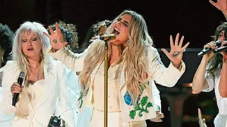 Kesha | H συγκινητική εμφάνιση στα βραβεία Grammy που συζητάει όλος ο πλανήτης!
