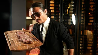 Γιατί όλοι έχουν ξενερώσει με τo εστιατόριo του Nusret στη Νέα Υόρκη