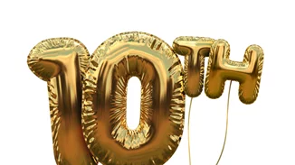 Η πιο διάσημη κρέμα αντιγήρανσης γιορτάζει τα 10 της χρόνια!