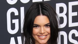 Τι συμβαίνει με το πρόσωπο της Kendall Jenner;