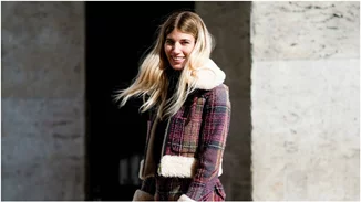 Ένα it girl μας αποδεικνύει ότι τα ορειβατικά μποτάκια είναι ξανά στη μόδα - ακόμη και σε street εμφανίσεις!