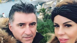 Ιωάννα Λίλη | Παιχνίδια στα χιόνια με τον Θοδωρή και τα παιδιά τους