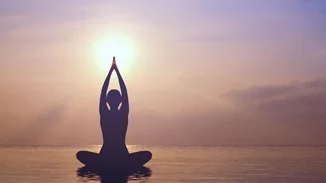 Νέα Σελήνη & μερική έκλειψη Ηλίου στον Υδροχόο | Πώς θα σε επηρεάσει;