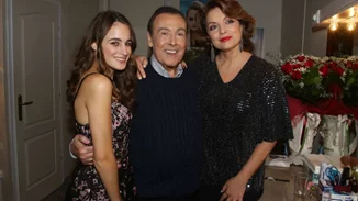 Άντζελα Γκερέκου | Βόλτα με την κούκλα κόρη της!