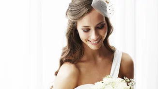 3 πανέξυπνοι τρόποι να παραμείνει το νυφικό σου μακιγιάζ στη θέση του ΟΛΟ το βράδυ!